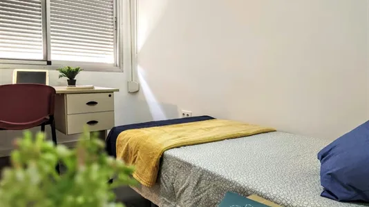 Rooms in Burjassot - photo 4