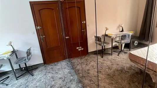 Rooms in Barcelona Eixample - photo 4