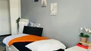 Room for rent, Turin, Piemonte, &lt;span class=&quot;blurred street&quot; onclick=&quot;ProcessAdRequest(7736917)&quot;&gt;&lt;span class=&quot;hint&quot;&gt;See streetname&lt;/span&gt;[xxxxxxxxxxxxx]&lt;/span&gt;
