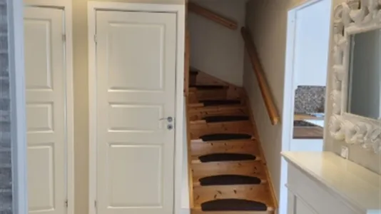 Houses in Södertälje - photo 4