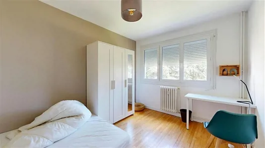 Rooms in Angers - photo 3