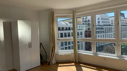 Apartments in Berlin Mitte - photo 2