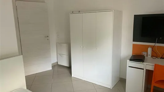 Rooms in Verona - photo 4