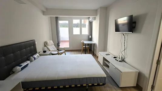 Rooms in Madrid Ciudad Lineal - photo 9