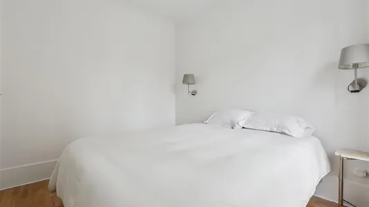 Apartments in Paris 7ème arrondissement - photo 10