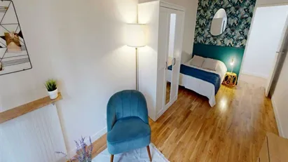 Room for rent in Nanterre, Île-de-France