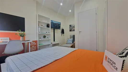 Rooms in Roma Municipio II – Parioli/Nomentano - photo 9