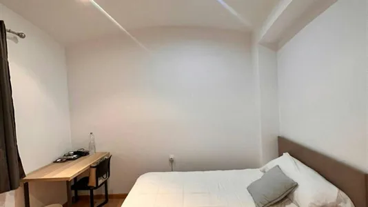 Rooms in Barcelona Sarrià-St. Gervasi - photo 8