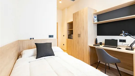 Rooms in Murcia - photo 1