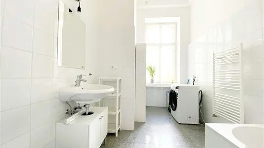 Rooms in Wien Währing - photo 9