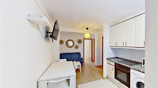 Rooms in Zaragoza - photo 6