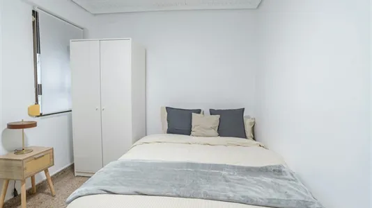 Rooms in Mislata - photo 2