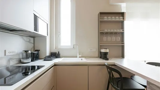 Apartments in Milano Zona 8 - Fiera, Gallaratese, Quarto Oggiaro - photo 10