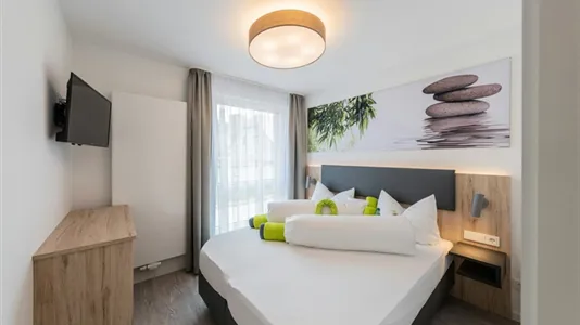 Apartments in Wartburgkreis - photo 4