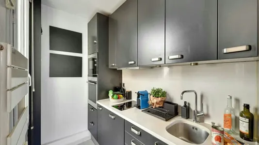 Rooms in Paris 15ème arrondissement - photo 4