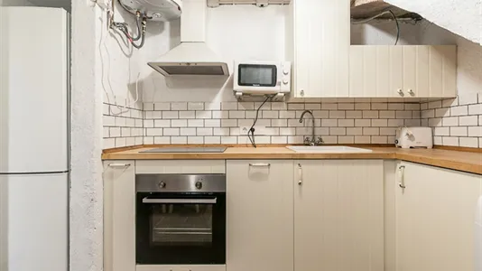 Apartments in Barcelona Ciutat Vella - photo 8