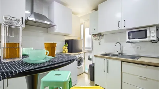 Rooms in Madrid Salamanca - photo 9