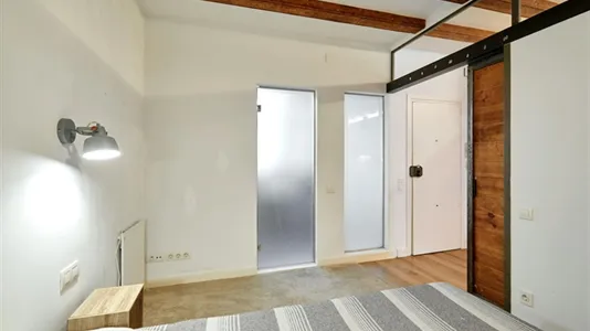 Apartments in Barcelona Ciutat Vella - photo 9