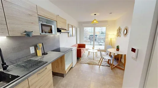 Apartments in Clermont-Ferrand - photo 2