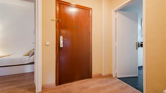 Rooms in Madrid Chamartín - photo 7