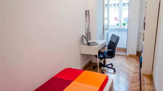 Rooms in Turin - photo 3