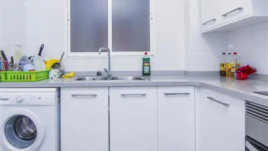 Rooms in Valencia Ciutat Vella - photo 10