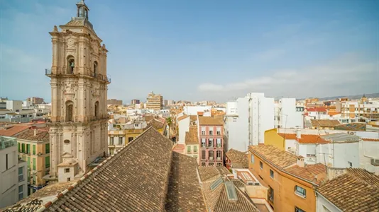 Rooms in Málaga - photo 7