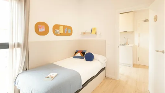 Rooms in Sevilla Triana - photo 9