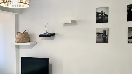 Rooms in Málaga - photo 9