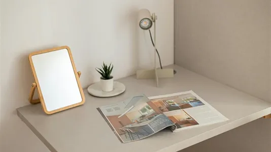 Rooms in Barcelona Ciutat Vella - photo 4