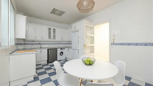 Rooms in Madrid Moncloa-Aravaca - photo 9