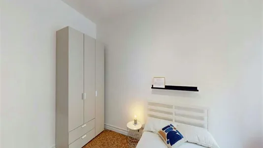 Rooms in Milano Zona 8 - Fiera, Gallaratese, Quarto Oggiaro - photo 6