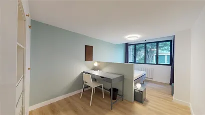 Room for rent in Nanterre, Île-de-France