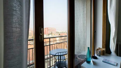Room for rent in Milano Zona 7 - Baggio, De Angeli, San Siro, Milan