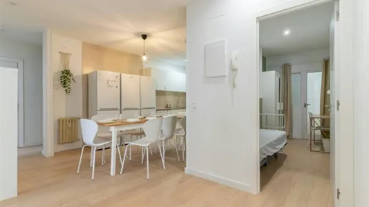 Rooms in Madrid Retiro - photo 10
