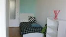 Room for rent, Turin, Piemonte, &lt;span class=&quot;blurred street&quot; onclick=&quot;ProcessAdRequest(12157161)&quot;&gt;&lt;span class=&quot;hint&quot;&gt;See streetname&lt;/span&gt;[xxxxxxxxxxxxx]&lt;/span&gt;
