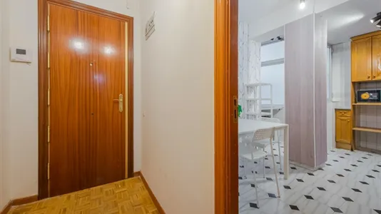 Rooms in Madrid Tetuán - photo 9