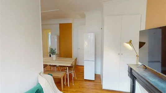 Rooms in Paris 16éme arrondissement (North) - photo 8