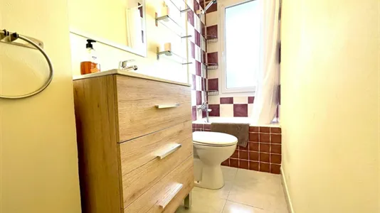 Rooms in Bilbao - photo 8