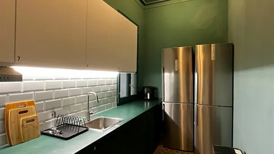 Rooms in Barcelona Eixample - photo 7