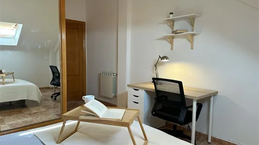 Rooms in Villaviciosa de Odón - photo 5