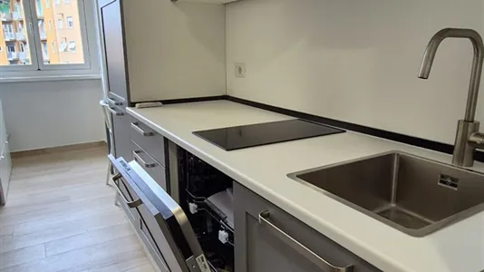 Apartments in Milano Zona 5 - Vigentino, Chiaravalle, Gratosoglio - photo 4