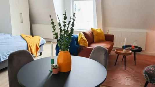 Apartments in Location is not specified - photo 2