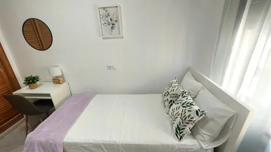 Rooms in Madrid Puente de Vallecas - photo 8