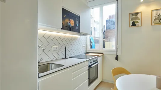 Apartments in Barcelona Ciutat Vella - photo 6