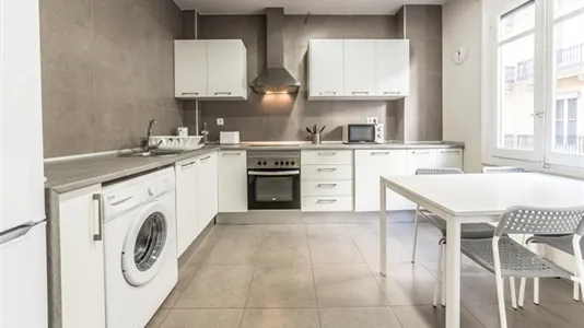 Rooms in Valencia Ciutat Vella - photo 7