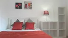 Room for rent, Lisbon (region), &lt;span class=&quot;blurred street&quot; onclick=&quot;ProcessAdRequest(8048444)&quot;&gt;&lt;span class=&quot;hint&quot;&gt;See streetname&lt;/span&gt;[xxxxxxxxxxxxx]&lt;/span&gt;