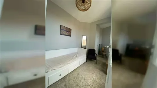 Rooms in Brussels Sint-Jans-Molenbeek - photo 2