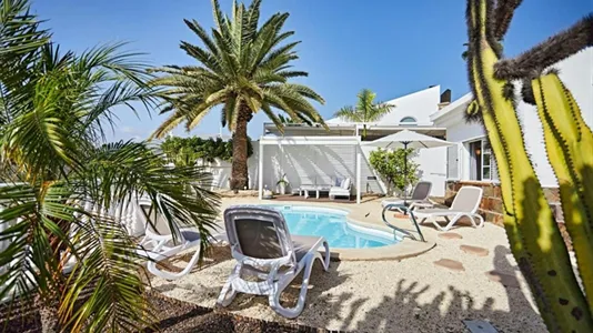 Houses in Mogán - photo 6