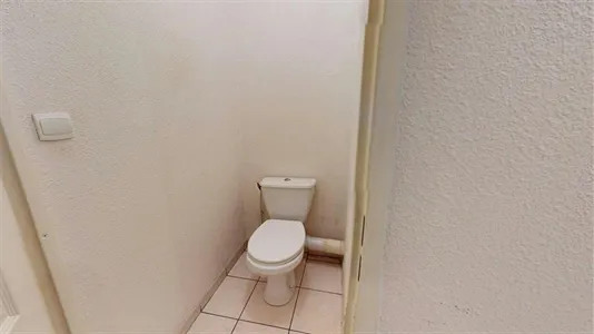 Apartments in Lyon - photo 10